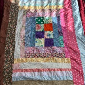 Patchwork Quilt Coverlet Throw Wall Hanging Decor. Boho.Back/flannel/butterflies